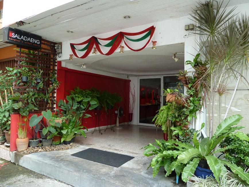 Baan Saladaeng Boutique Guesthouse Bangkok Exterior photo